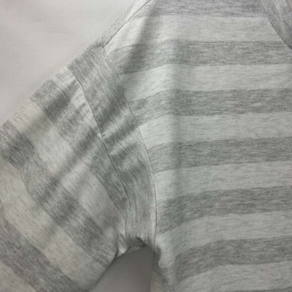 Evereve Women's XL Rayon Blend Pullover Sweater Gray/White Striped Crew Neck - Picture 13 of 13